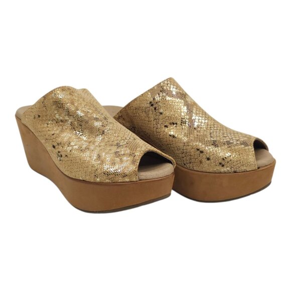 Chocolat Blu Yiona Peep Toe Wedge Sandal Womens 6 Gold Snakeskin Print Platform - Picture 2 of 16